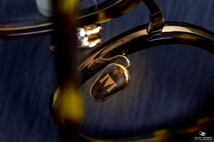 matena moments / Business