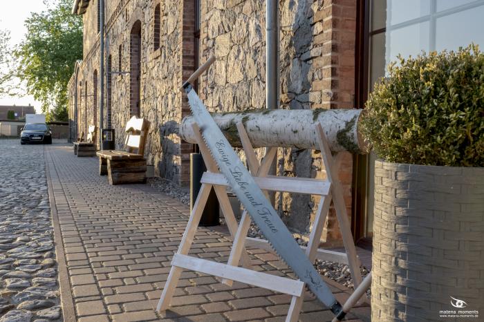 matena moments / Business