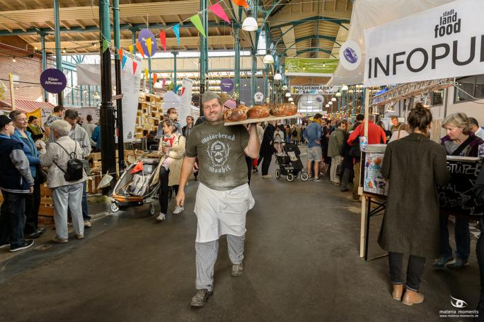 matena moments / Business