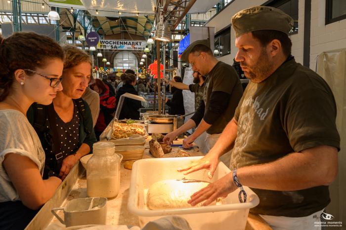 matena moments / Business