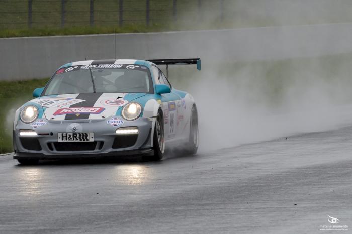 matena moments / Business